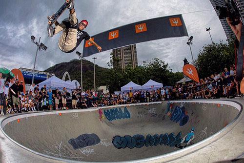 Rony Gomes em sessão no bowl do Rio Sul / Foto: André Magarão